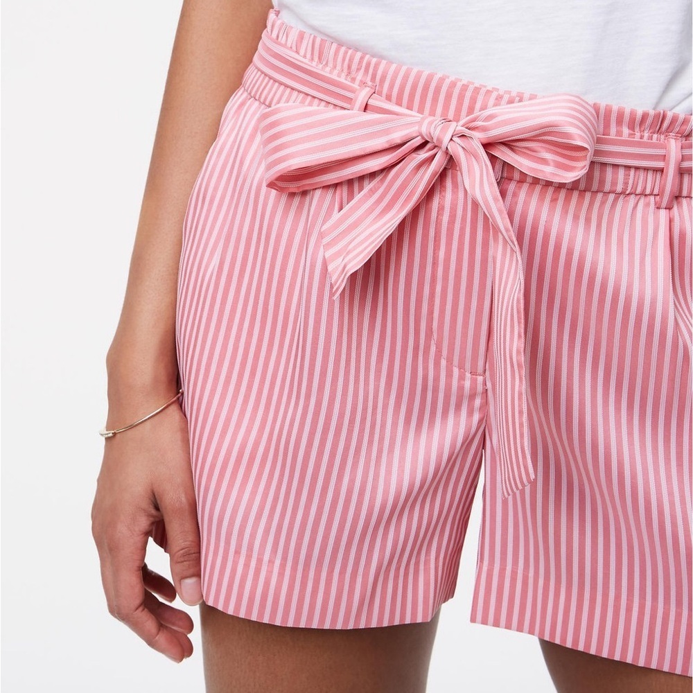 Ann Taylor LOFT Paperbag Waist Striped Shorts - Picture 12 of 14